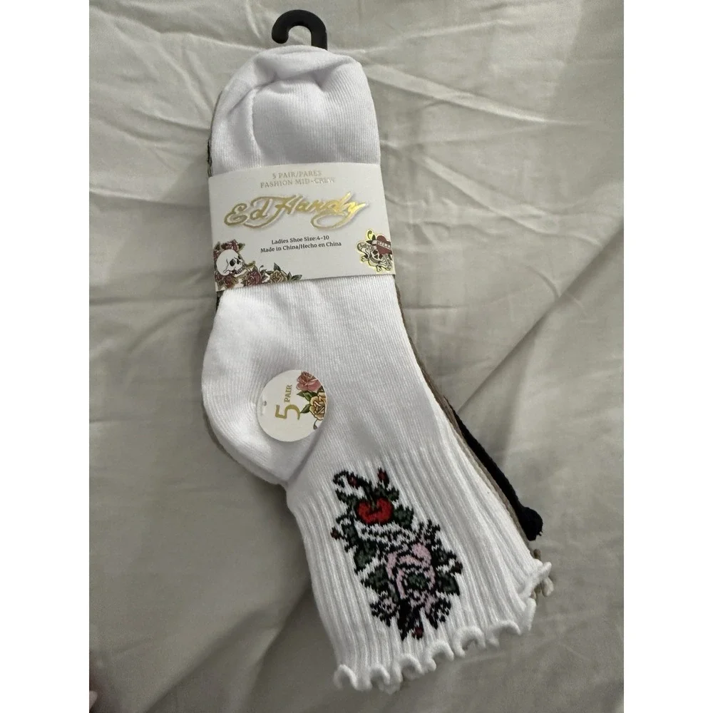 Ed Hardy 5 Pair Women's Mid Crew Socks Roses Skull Tattoo Size 4-10 NWT Lettuce